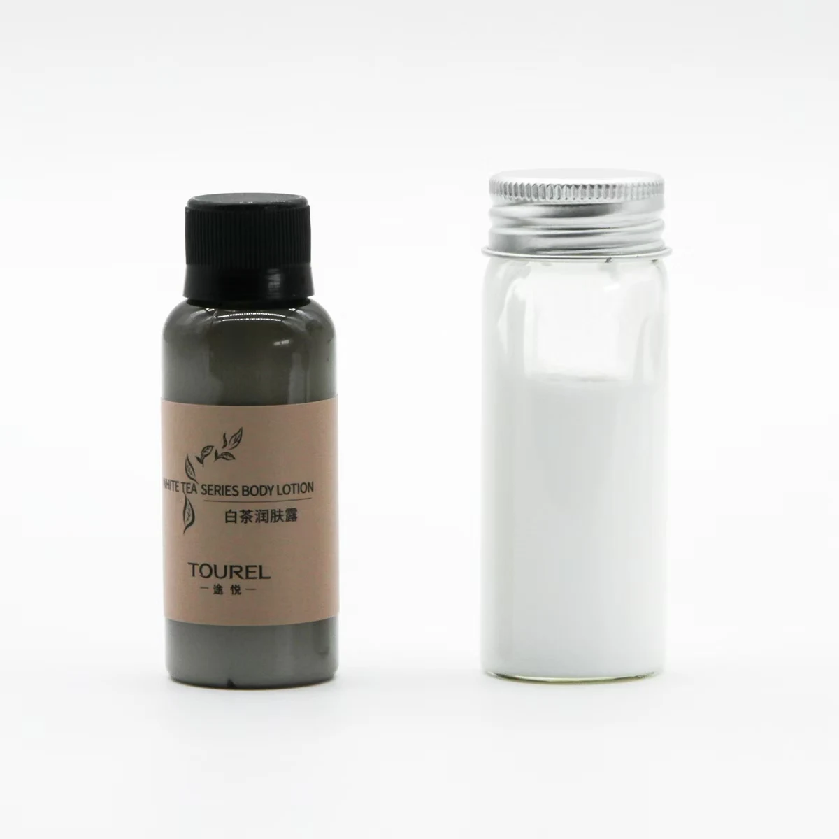Ensemble d'articles de toilette jetables parfumés au thé blanc pour hôtel, 30 g, shampooing, gel douche, lotion pour le corps, après-shampooing avec bouchon à vis