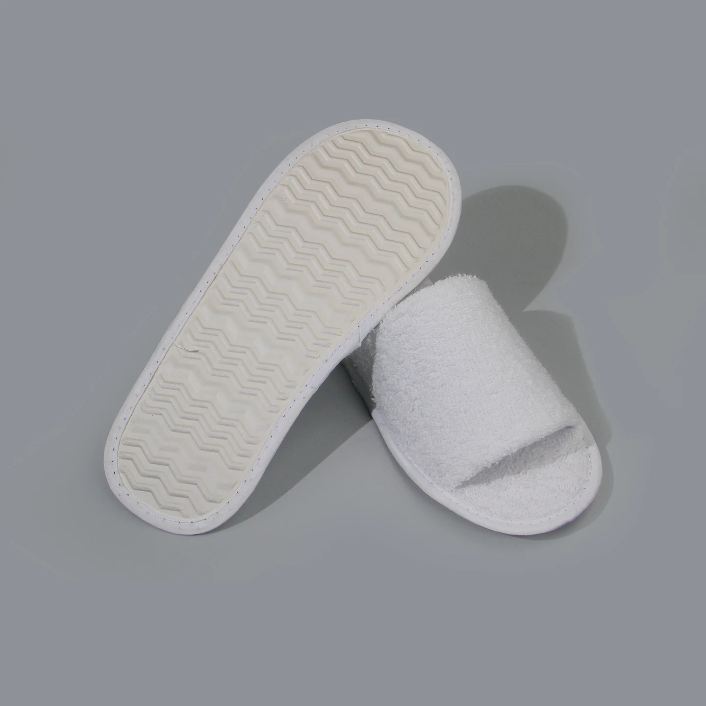 Eco-friendly Biodegradable Portable Embroidered Logo Disposable Hotel Bathroom Terry Cloth Spa Washable Open Toe Sugarcane Pulp