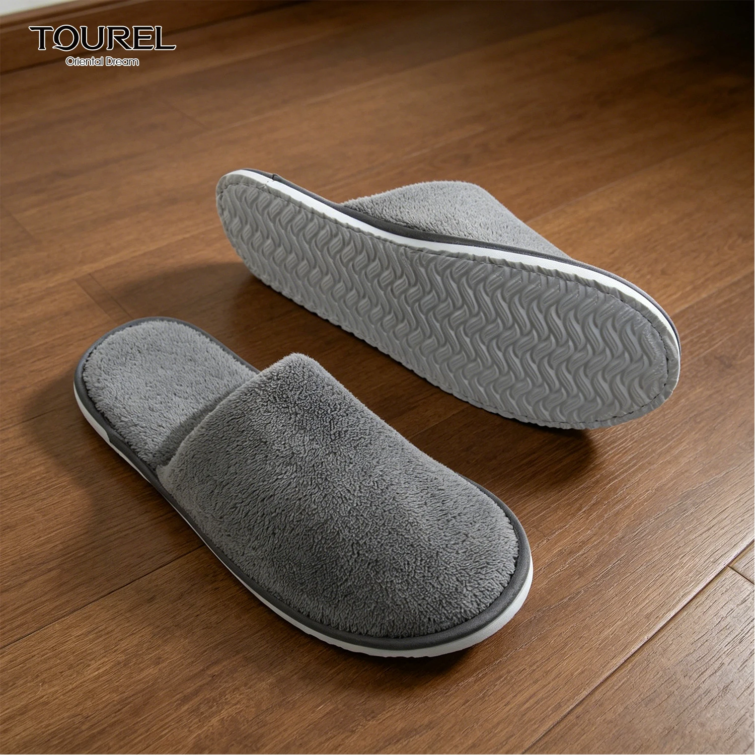 Luxury Soft Comfortable Closed Toe Guest Slippers Custom Logo Hotel Amenities Disposable Coral Fleece Slippers For 5 Star Hotel