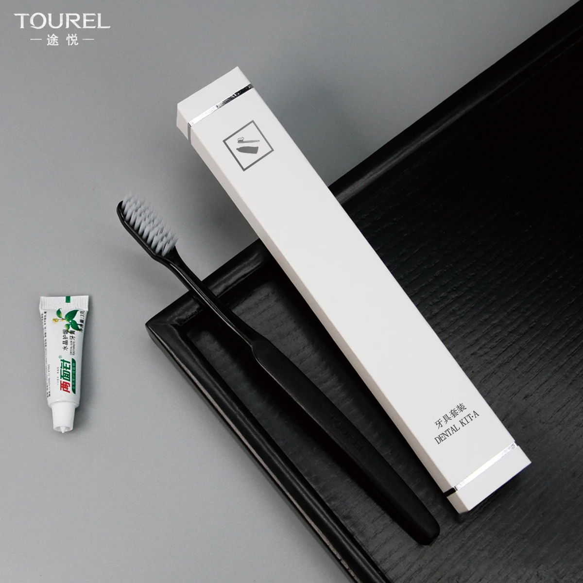 Kit dentaire de luxe écologique pour soins bucco-dentaires, brosse à dents jetable pour hôtel à poils souples Dupont avec logo personnalisé, kit dentaire jetable
