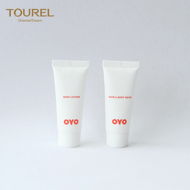 อุปกรณ์ห้องน้ำดีไซน์เรียบง่าย Oyo สำหรับโรงแรม แชมพูและเจลอาบน้ำแบบหลอด